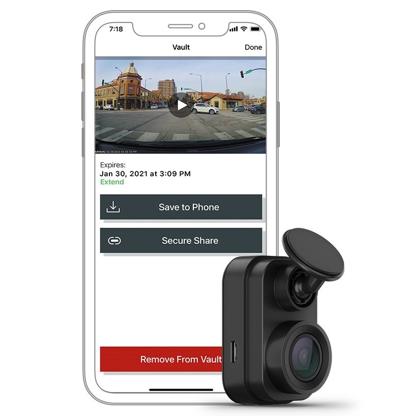 Camera dispune si de functia GPS care permite stocarea locului si a orei exacta unde a fost realizata inregistrarea, astfel aveti dovezi suplimentare. Pentru a putea fi atent la drum, camera poate trimite alerte pe telefon in cazul in care sunteti prea aproape de alt vehicul,  deviati de la sosea, masina din fata dumneavoastra porneste (atunci cand sunteti in coloana), va poate avertiza despre prezenta camere radar FIXE, si altele.